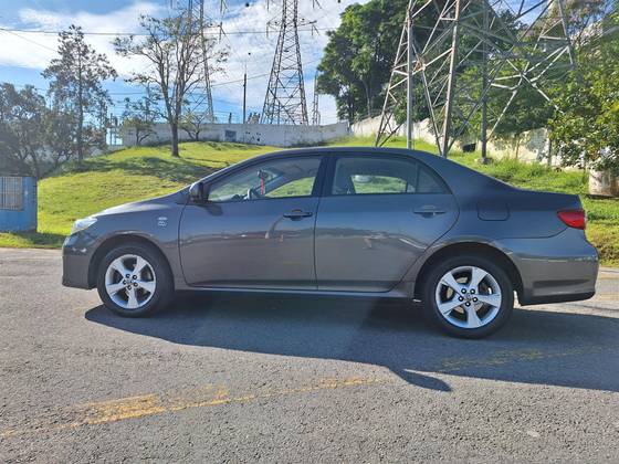 TOYOTA COROLLA 1.8 GLI 16V FLEX 4P AUTOMÁTICO